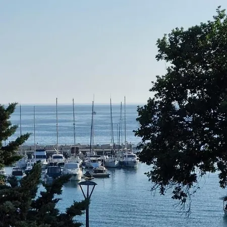 Apartamento La Playa Pula